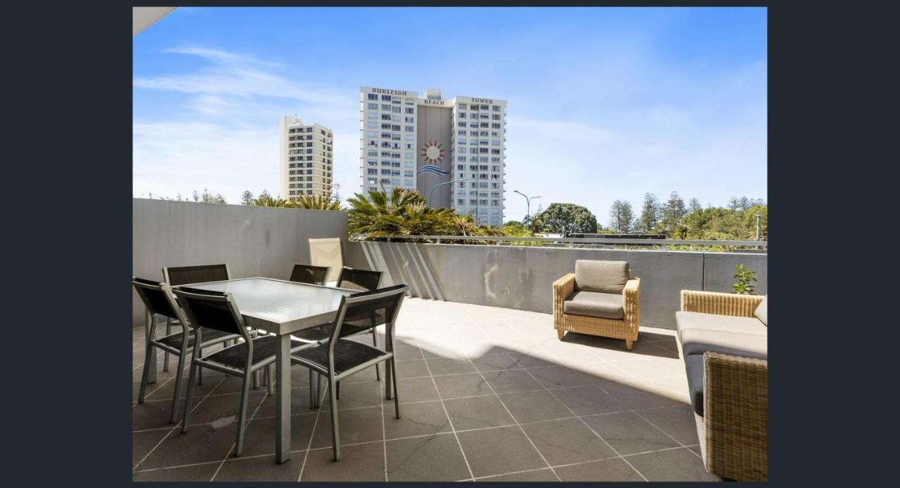 Swell Resort Burleigh Heads Голд-Кост Экстерьер фото