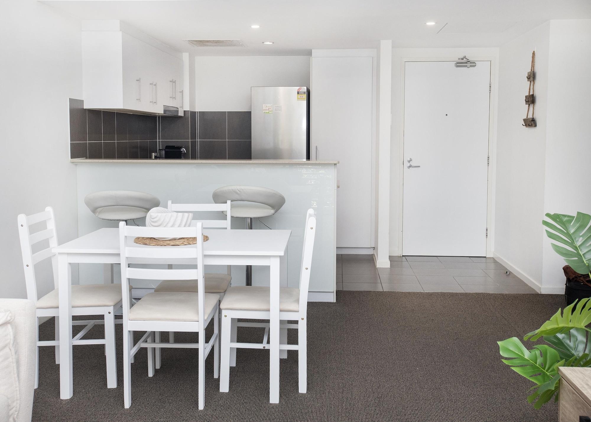 Swell Resort Burleigh Heads Голд-Кост Экстерьер фото