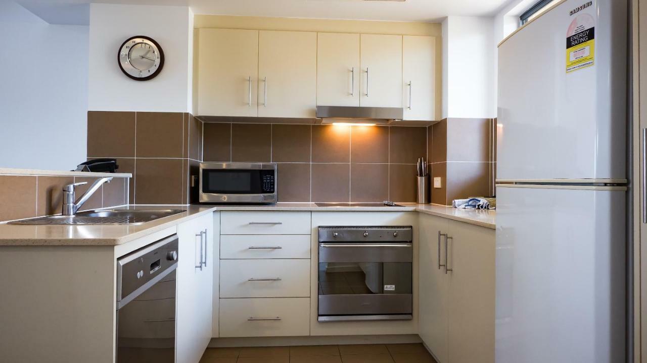 Swell Resort Burleigh Heads Голд-Кост Экстерьер фото