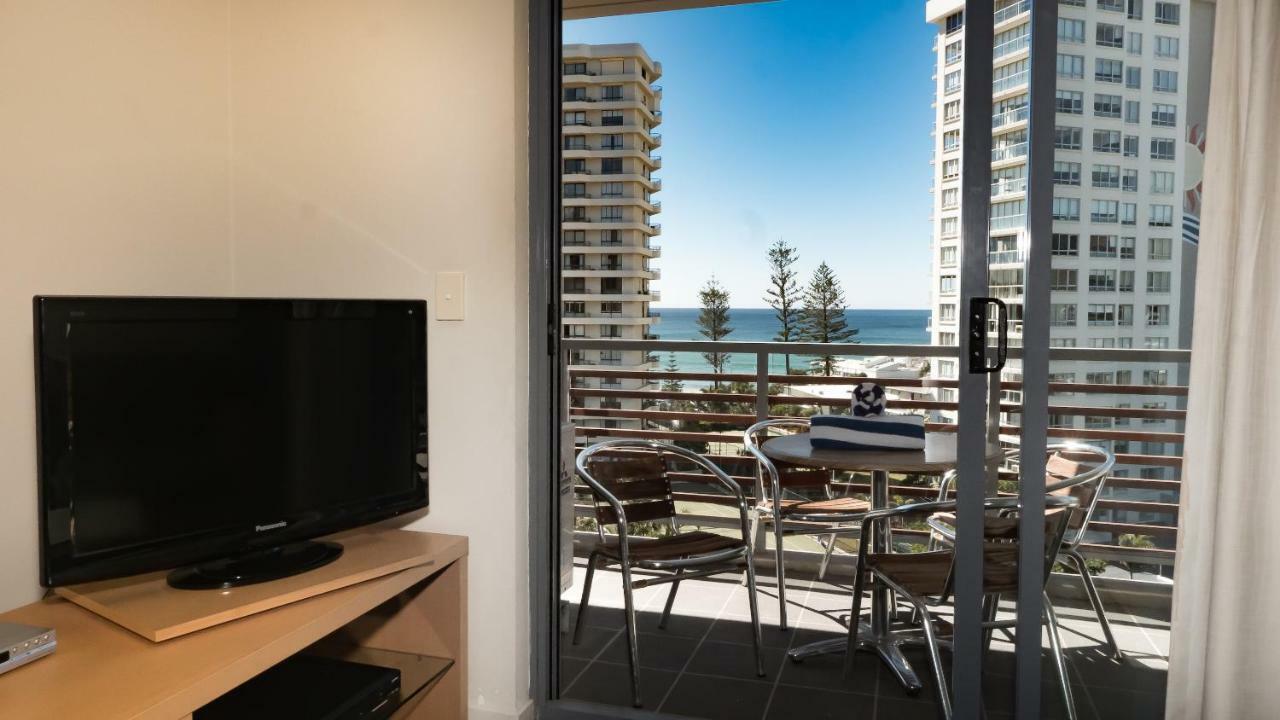 Swell Resort Burleigh Heads Голд-Кост Экстерьер фото